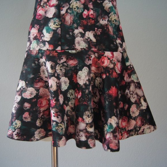 re:named Floral Dress Women's Size Small Back Zipper - Picture 3 of 8